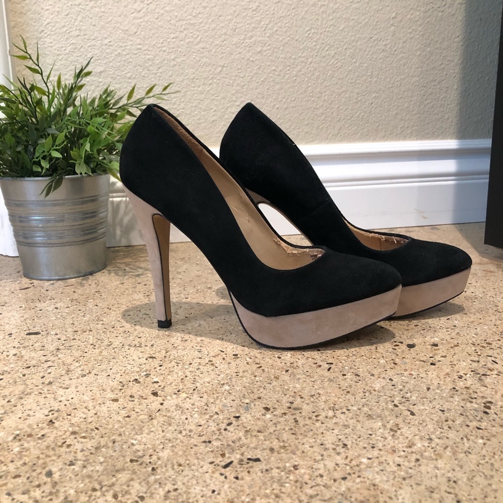 Zara Black and Tan Pumps